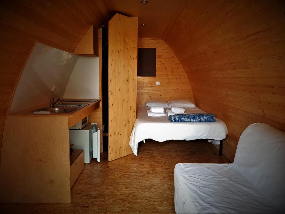 ホテル Glamping Hills Santa Comba de Rossas エクステリア 写真